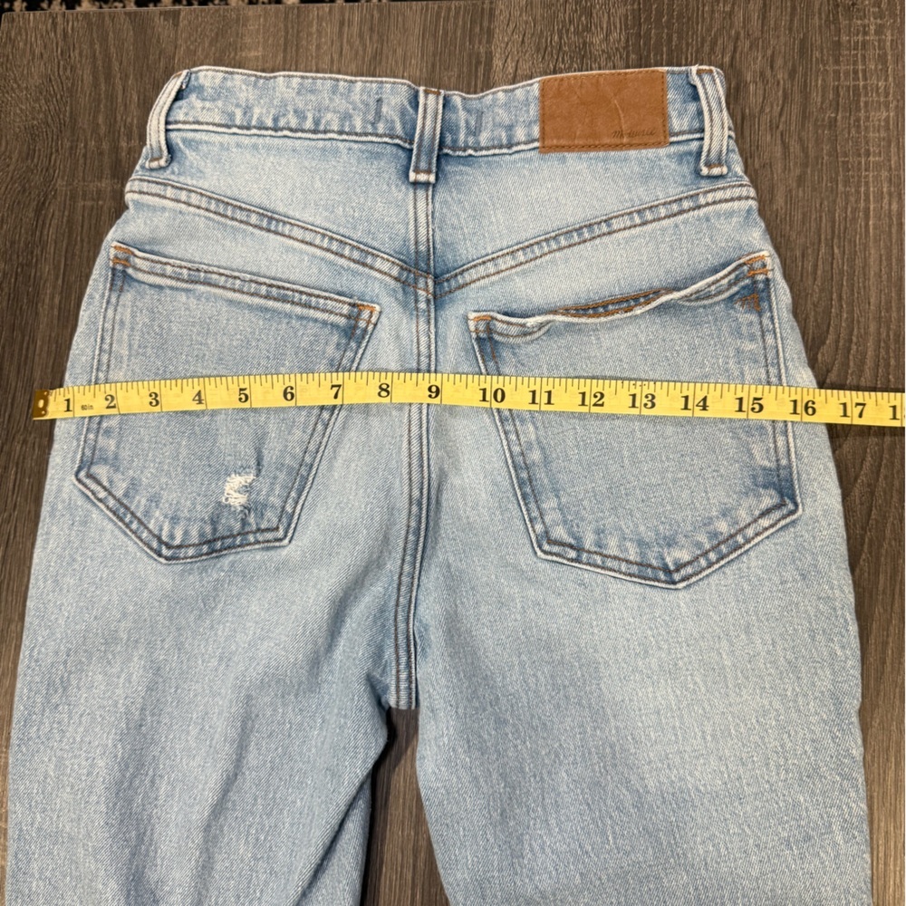 Madewell Distressed Light Blue Boyfriend Jeans - Picture 7 of 14